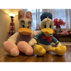 Donald Daisy Duck Disney Kohls 2 Piece Bundle Used But In Great Shape Plush Toy